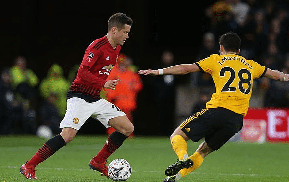 而是充满了 而是充满了